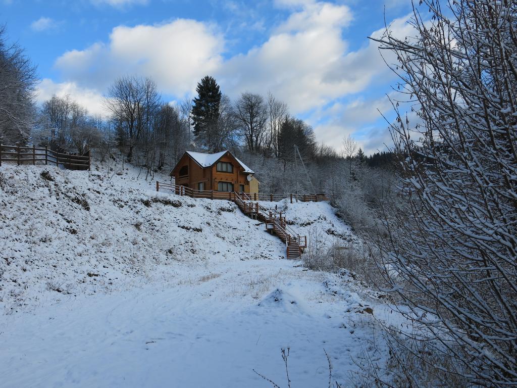 Cottage Goyra Yaremche Exterior foto
